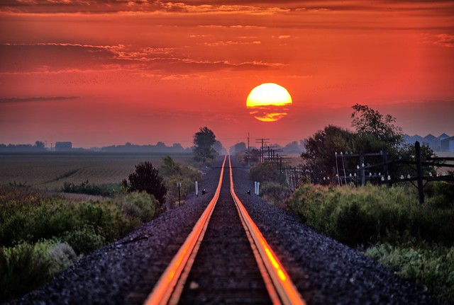 Sunrise on the Rails 6:32:47