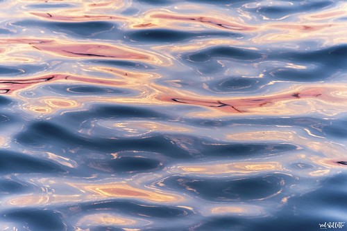 mornington morningtonpeninsula morningtonbeach morningtonpier sunrise water sea reflection reflections famousflickrfive