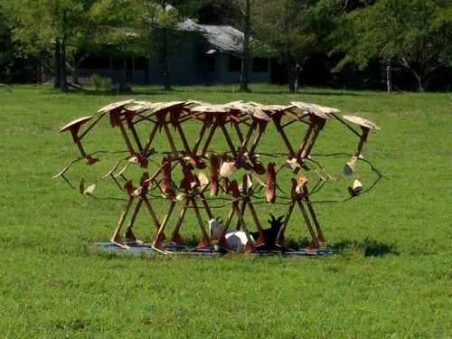 virginia junkart folkart outdoorsculpture outdoorart bobcagesculpturefarm bobcage publicart halifaxcounty