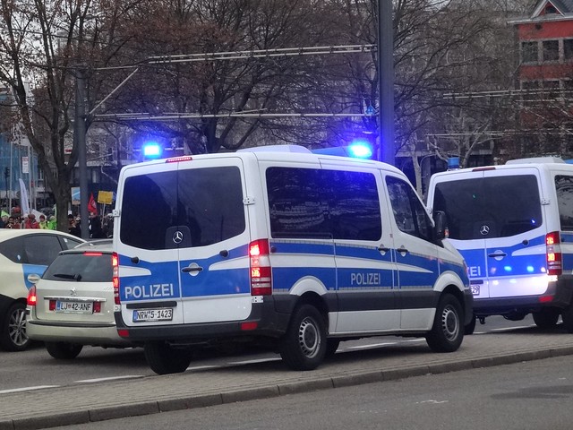 Köln: Mercedes-Benz Sprinter "Polizei"