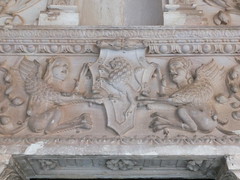 Convento de la Asunción - Detalle de puerta del claustro 4