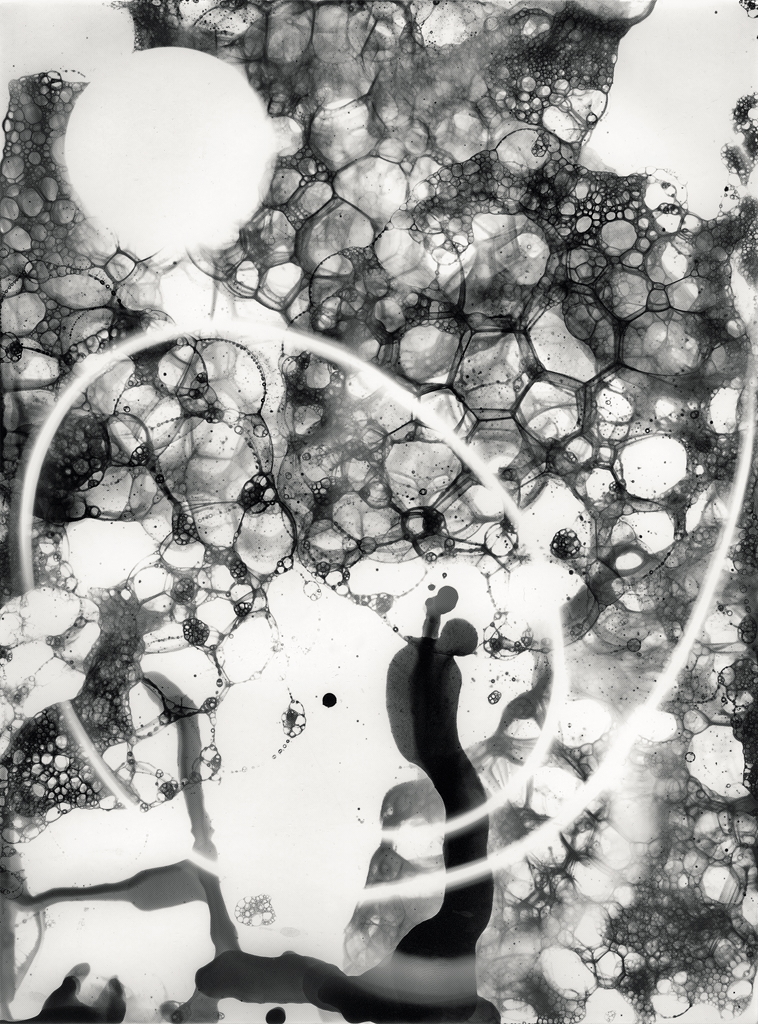 Bubbly Swoosh | Photogram/Chemigram | Pekka Nikrus | Flickr