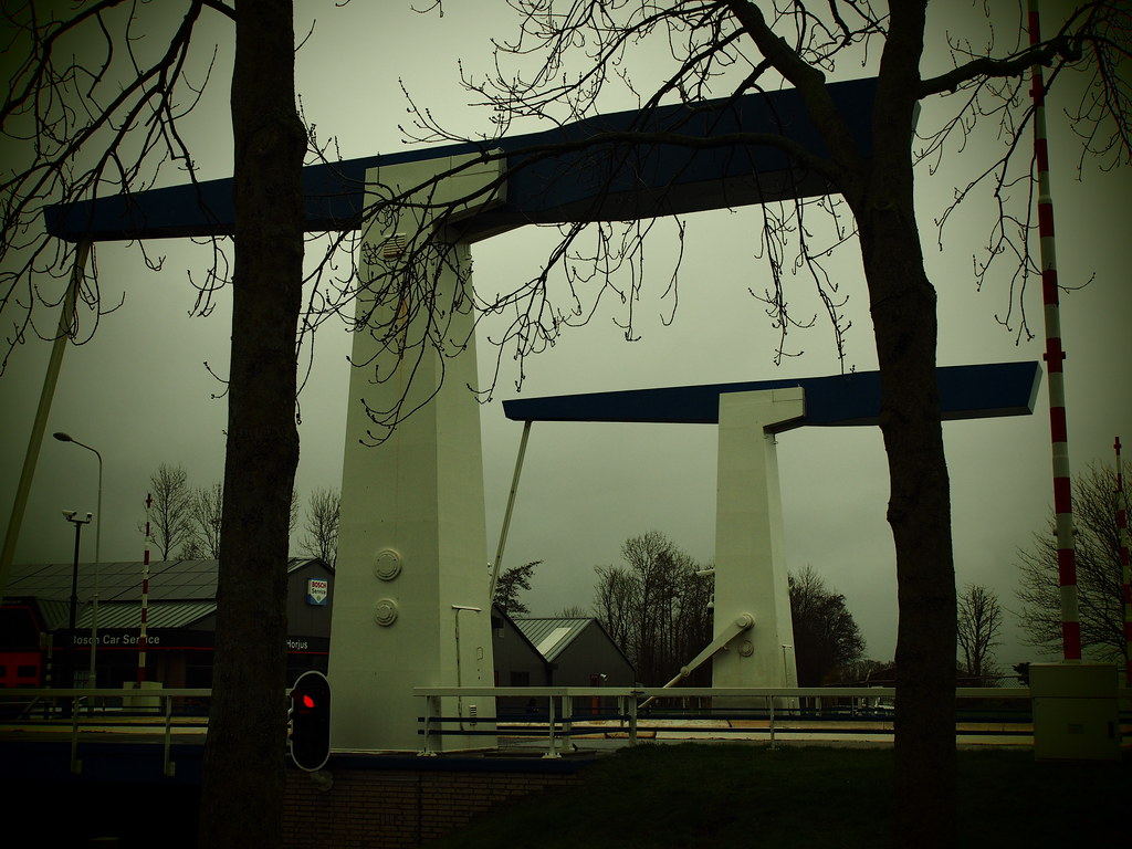 Bridge | OLYMPUS DIGITAL CAMERA | Cafeja | Flickr