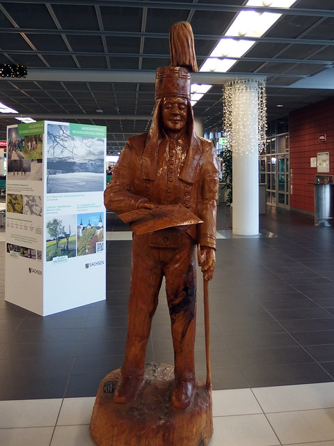 Wood Carving on the Theme of the Osterzgebirge Mining Region, Dresden Airport, 13th December 2018 (3)