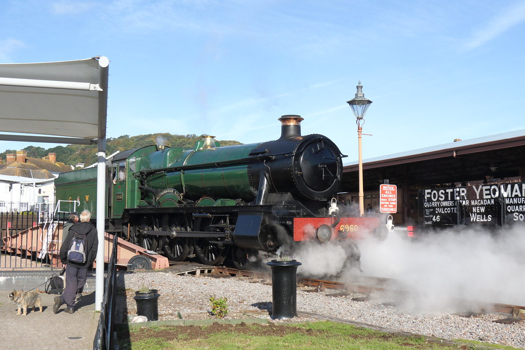 Ex GWR 6960 Raveningham Hall Class 6959 Modified hall 4-6-… | Flickr
