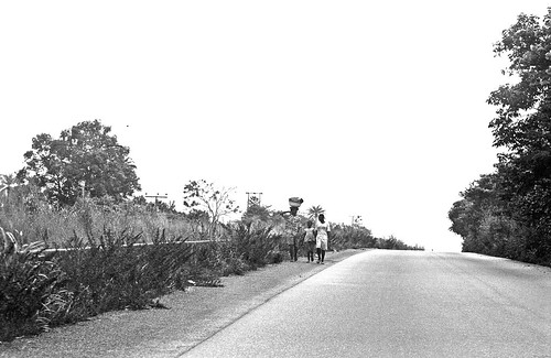 nigeria bw road delta state from lagos oct 25 2002