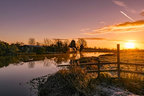 nikon d3300 sigma leicestershire soar river water sunrise sun 1020mm frosty zouch