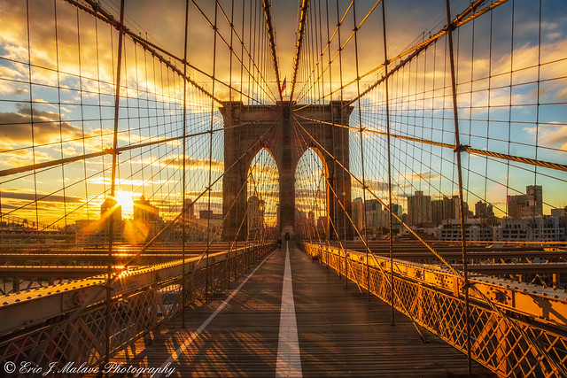 Sunrise on Brooklyn Bridge