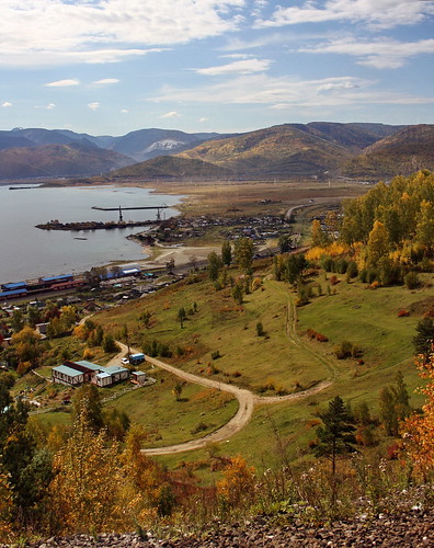 байкал baikal култук kultuk autumn осень village landscape hills lake railroad россия russia