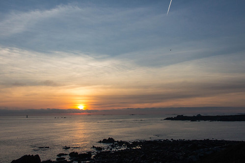 beaucette channelislands guernsey coast dawn sea sunrise