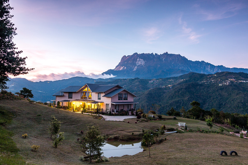 Mountain valley resort kundasang