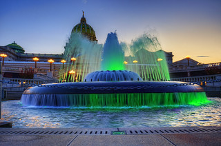 PA State Capitol & green water fountain