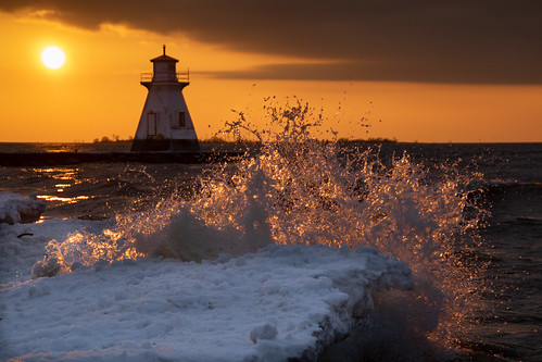 sunset lighthouse lake water winter snow splash sky lakehuron southamptonontario brucecounty