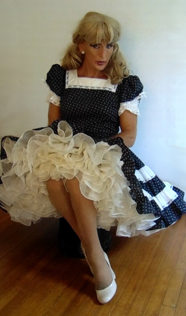 country girl square dance dress | and pettiicoat | Cindy Denmark | Flickr