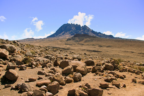 kilimanjaro mawenzi mountkilimanjaro mountain volcano tanzania tz