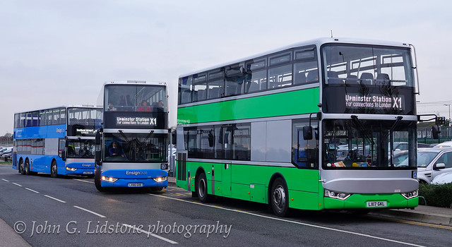 Ensignbus BCI FBC6108ZR1 demonstrator 150, LX17 GKL on new Boxing Day service X1