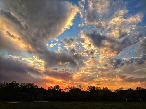 sunset fiery warm colorful amazingsky sky evening pixelphonephotography mobilephotography nature outdoors panorama
