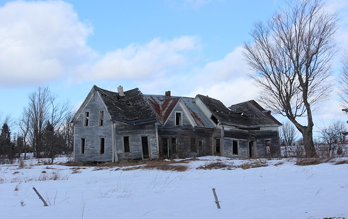 qc québec quebec canada estrie easterntownships abandoned house maison