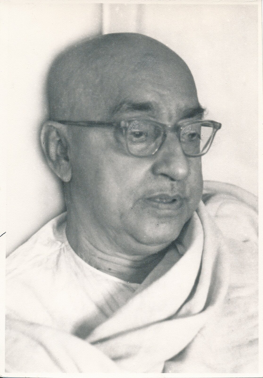 India Swami Nirvedananda2
