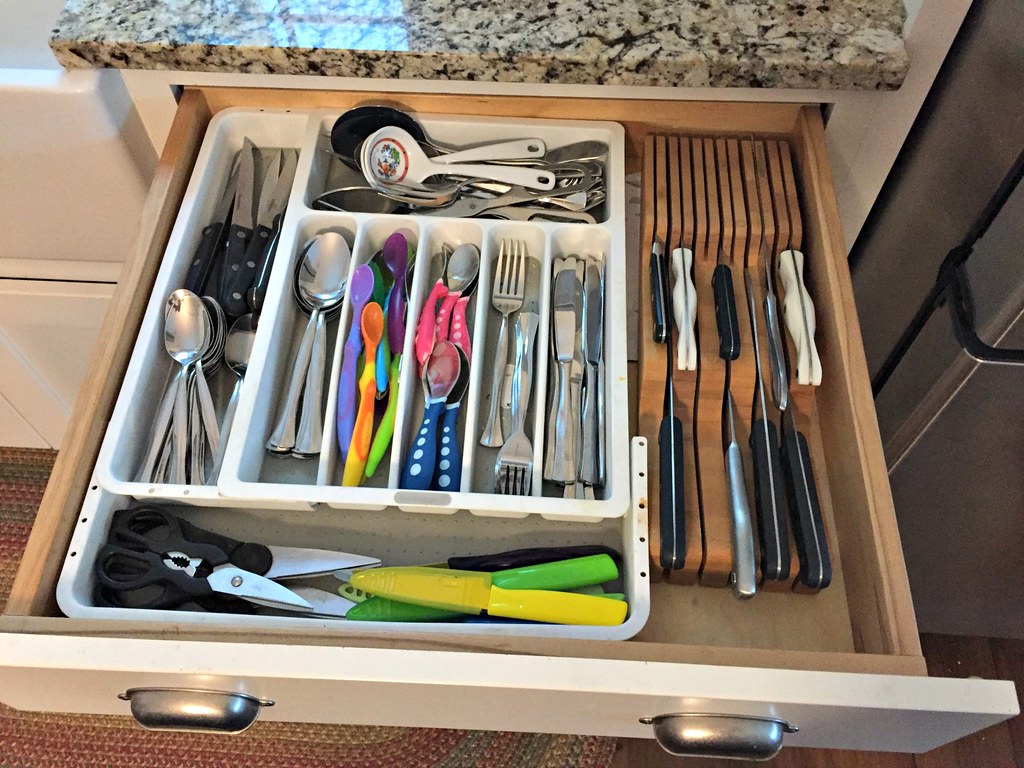 kitchen drawer with knife block