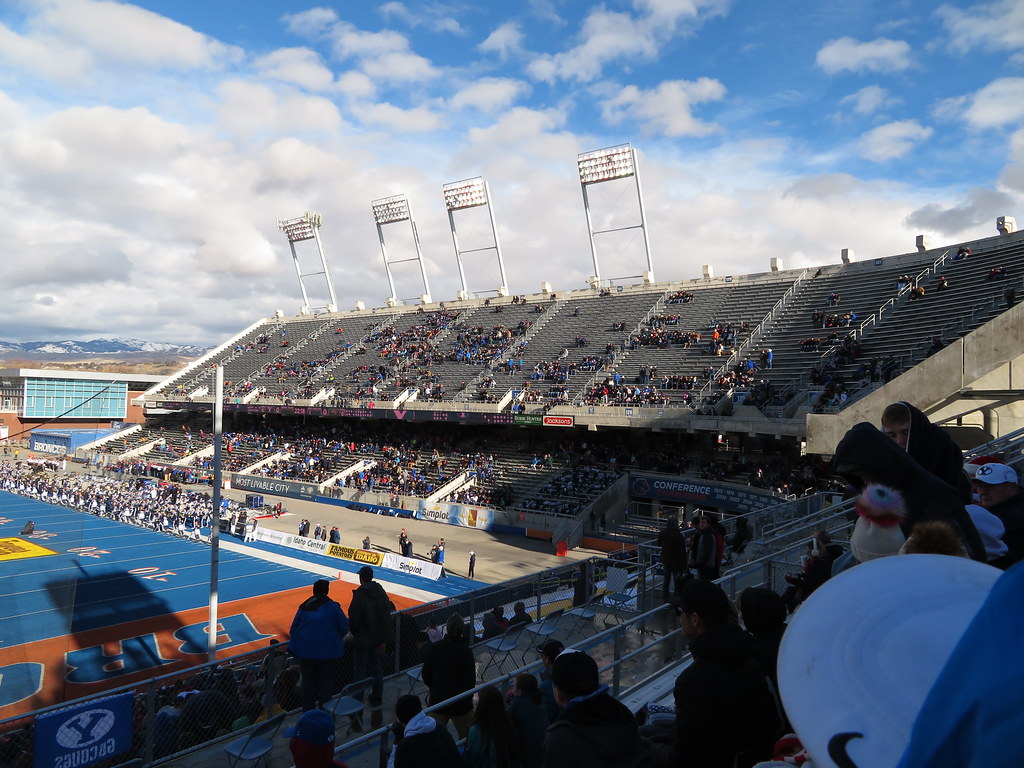 Pre-Game, Famous Idaho Potato Bowl, Albertson's Stadium, B… | Flickr