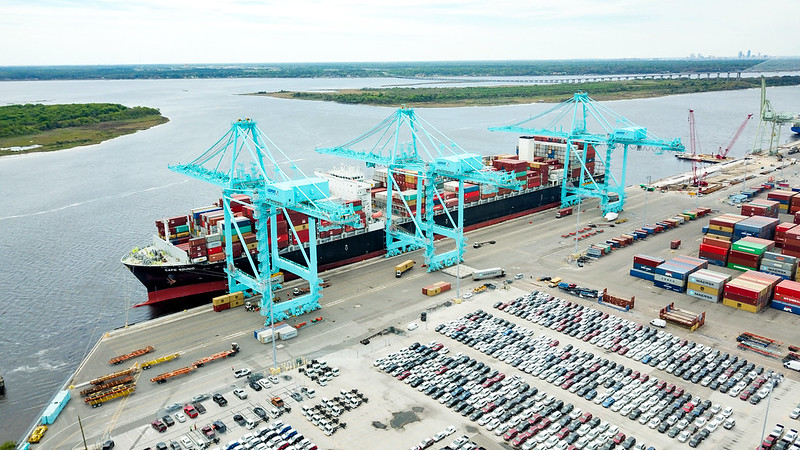 JAXPORT sets record with largest container ship to call Jacksonville