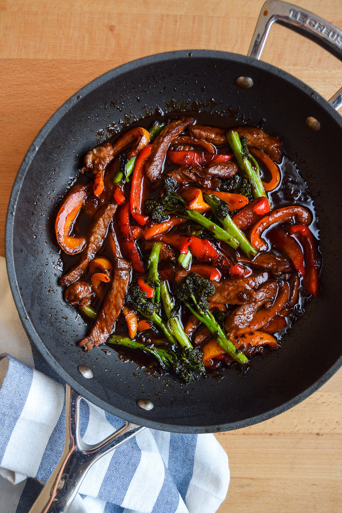 Super Saucy Korean Steak, Pepper & Broccoli Stir Fry