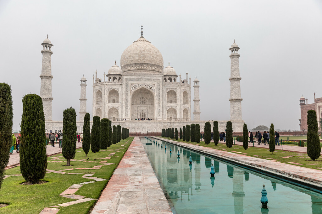 How to Visit the Taj Mahal, Agra, India | Live Work Play Travel