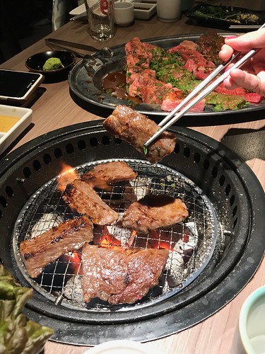 肉と日本酒  谷中