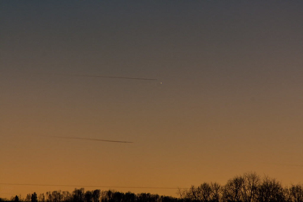 mercury in the evening sky / @ 300 mm / 2019-02-14