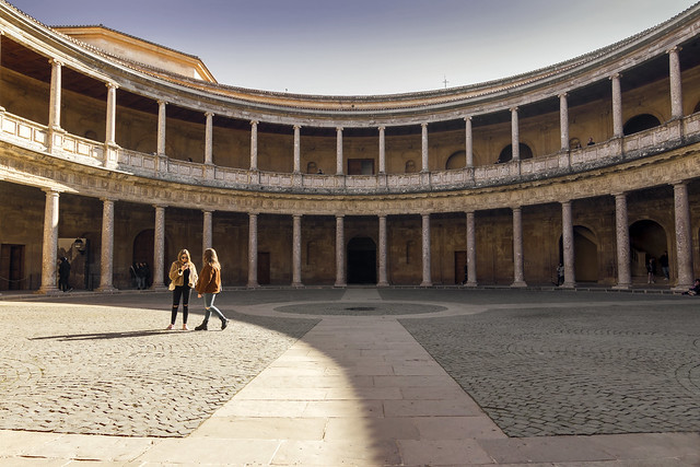 Palacio Carlos V (Granada)
