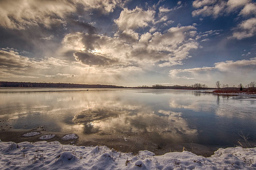 7dmkii sigma 1020mm canon hullett clouds reflection spring snow