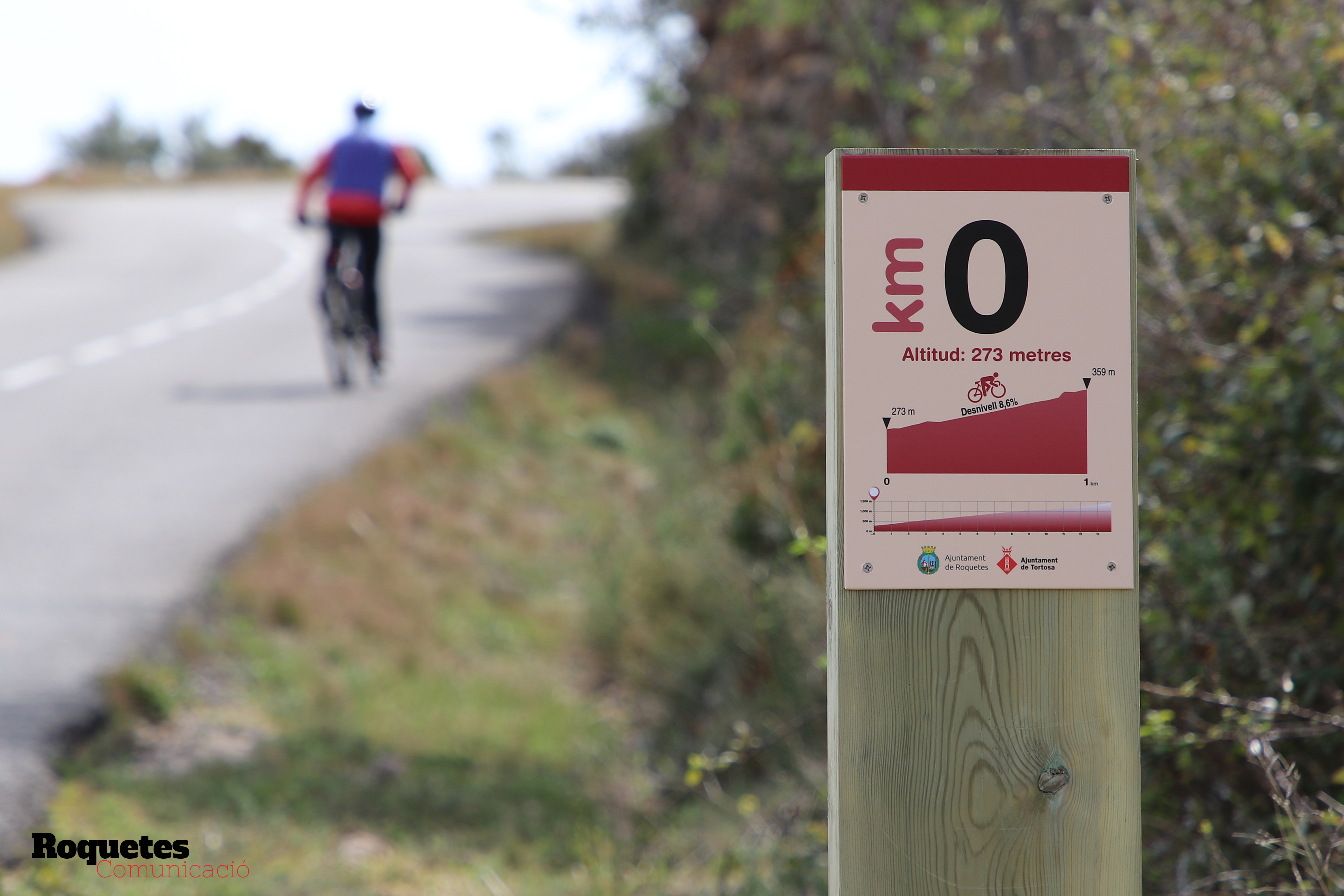 La Mancomunitat Tortosa-Roquetes instal·la una senyalització Turística a la carretera al cim de Caro