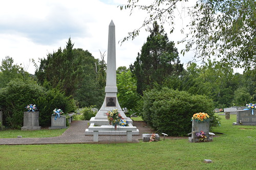 rosine cemetery grave monument fatherofbluegrass halloffame ohiocounty grandoleopry bluegrass billmonroe