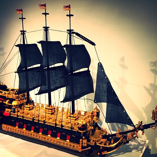 Lego ship moc . The name of this are Anirac