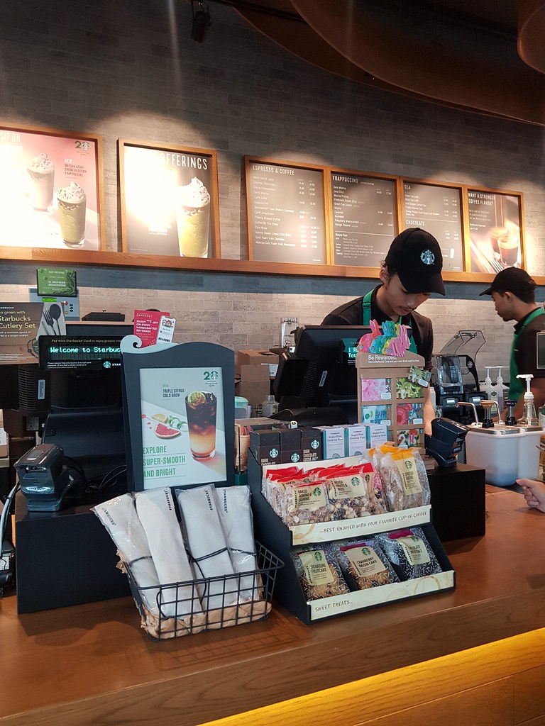 @ Starbucks Oasis Square, PJ Ara Damansara