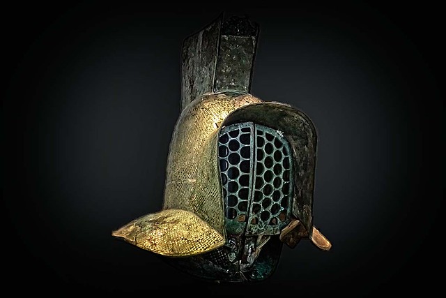 Gladiator Murmillo helmet Neues 720X480