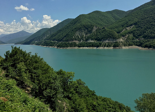 georgia georgian caucuses nature landscape easteurope travel road river mountains composition water reservoir lake stepantsminda