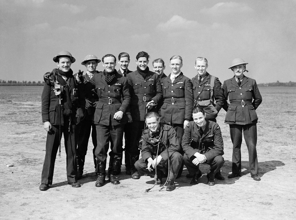 Pilots of No. 85 Squadron RAF 1939