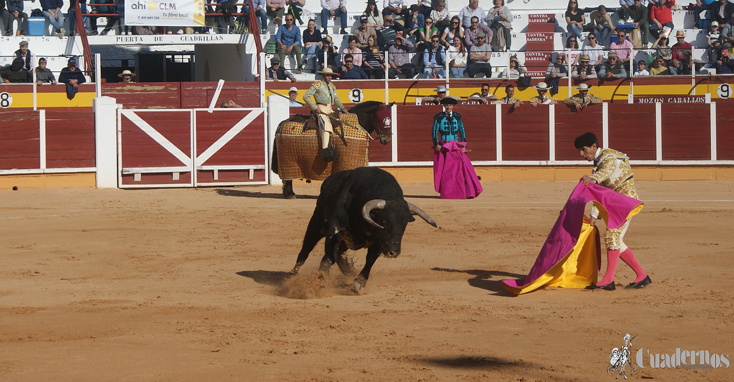 14042019-VII-corrida-benefica-de-toros-celebrada-en-tomelloso-38