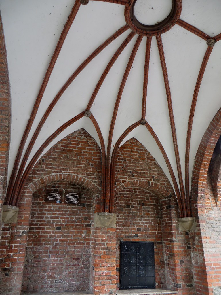 Voûtes, porte de Holstein (Holstentor), 1478,  Lübeck, Schleswig-Holstein, Allemagne.