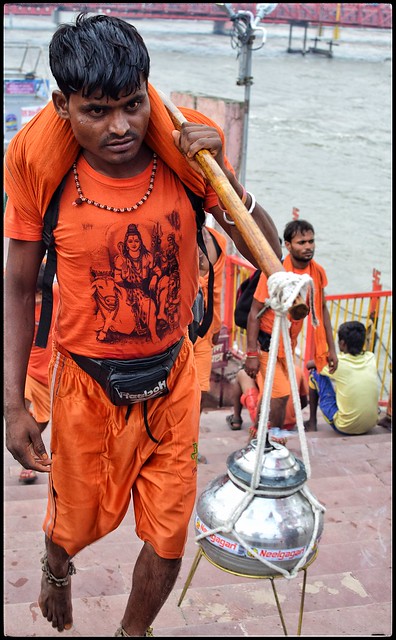 A Kānvaria (Devotee of Lord Shiva) on Pilgrimage!