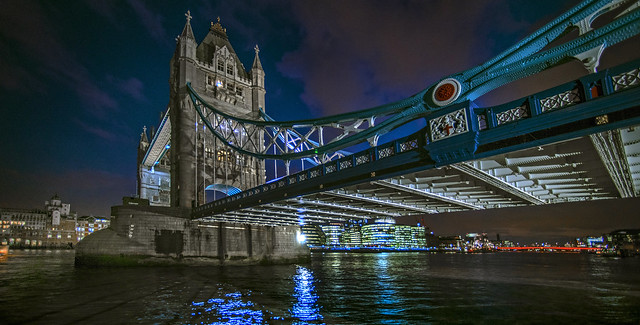 London. Tower Bridge. Night...