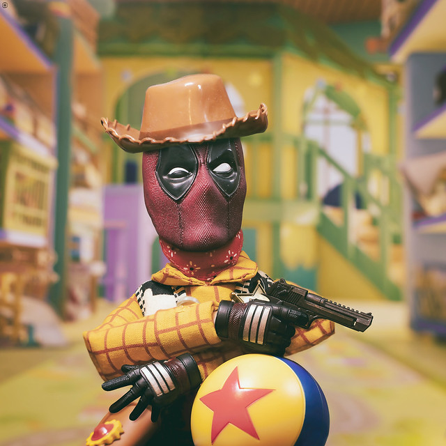 Sheriff Deadpool Woody