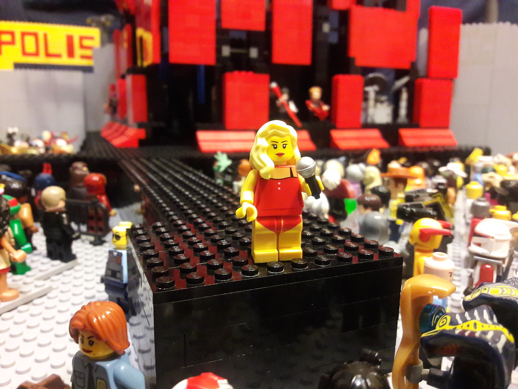 Lego Taylor Swift Concert, A Lego version of Taylor Swift's…