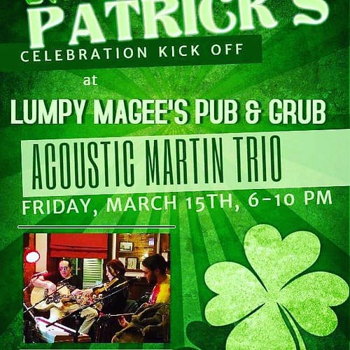 drink-specials-for-the-acoustic-martin-trio-include-4-tu-flickr