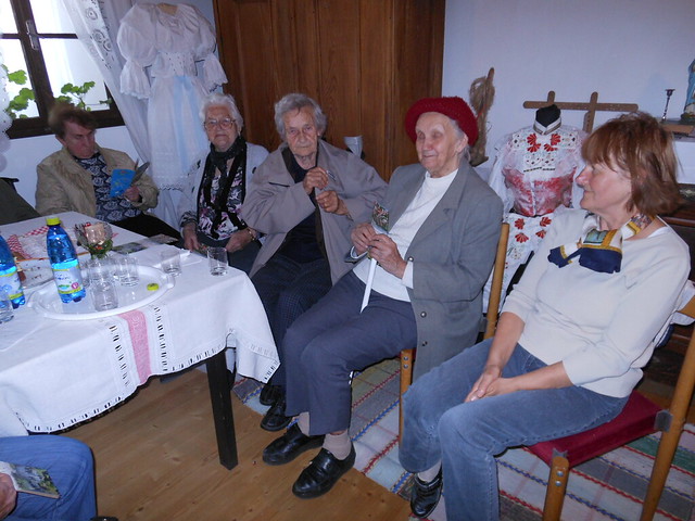 vpravo dobrovolníčka Zuzka Zigoliová, žijúca v Taliansku