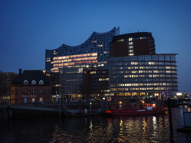 Hamburg in blau