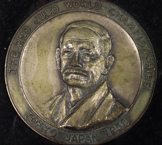 1958 Judo World Championship Medal obverse