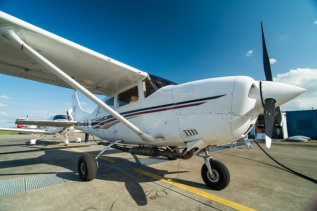 Cessna 206 : Teuge : EHTE